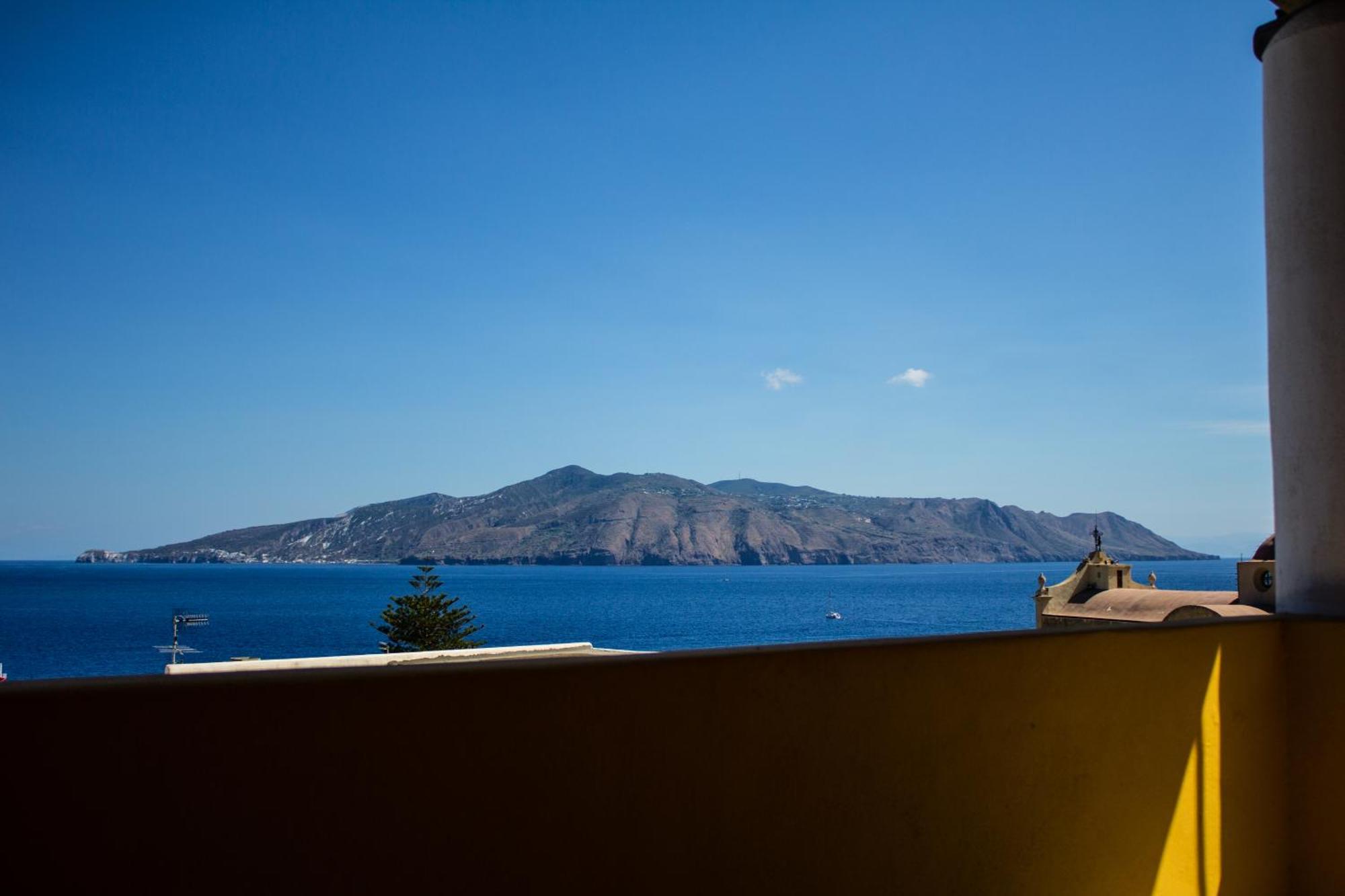 Hotel Arcangelo - Salina サンタ・マリーナ・サリーナ エクステリア 写真