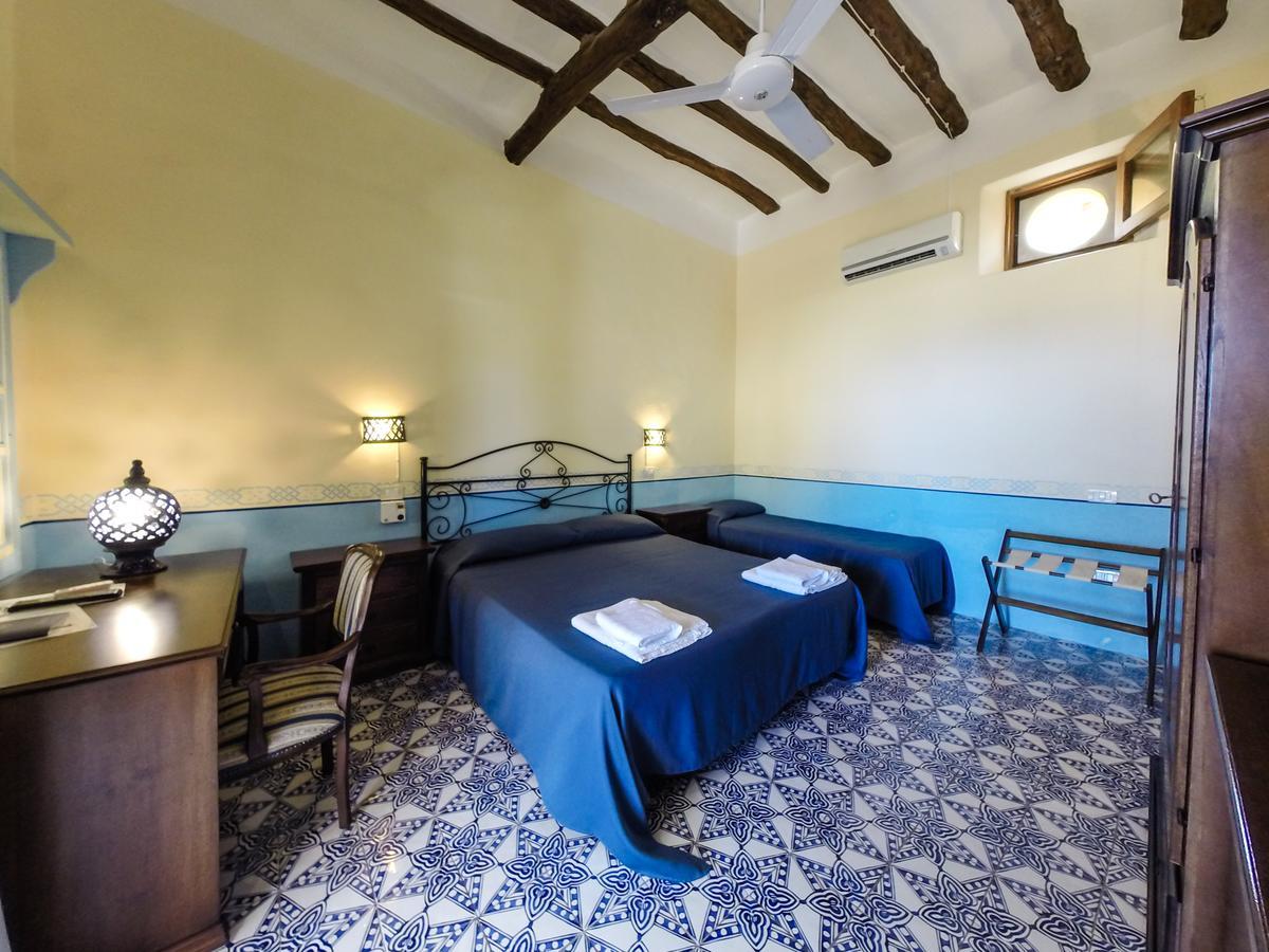 Hotel Arcangelo - Salina サンタ・マリーナ・サリーナ エクステリア 写真